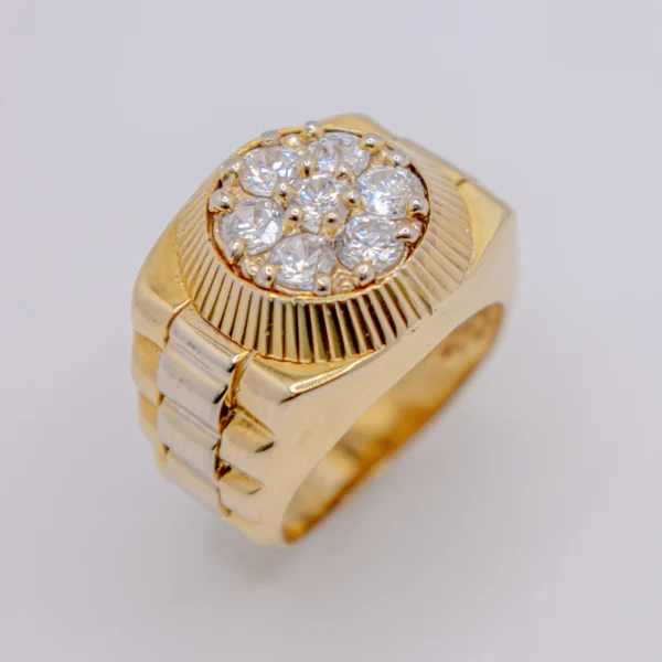 Anillo para Hombre con Circulo Grande de Piedras Blancas 14k