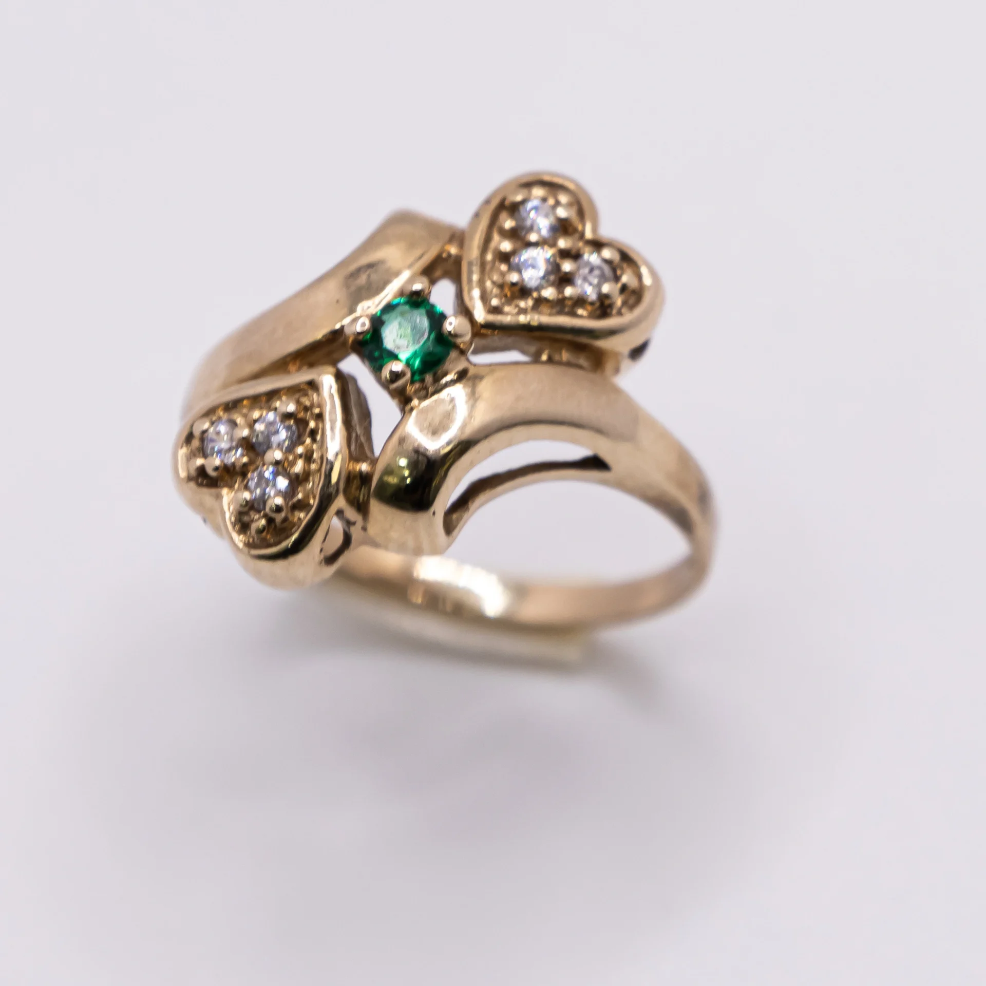 Anillo para Mujer con Dos Corazones 10k