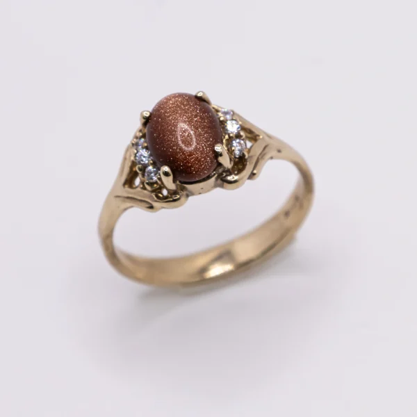 Anillo de Mujer con Venturina Ovalada 10k