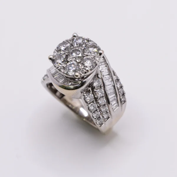 Anillo para Mujer, Corte Redondo Grande de Brillantes