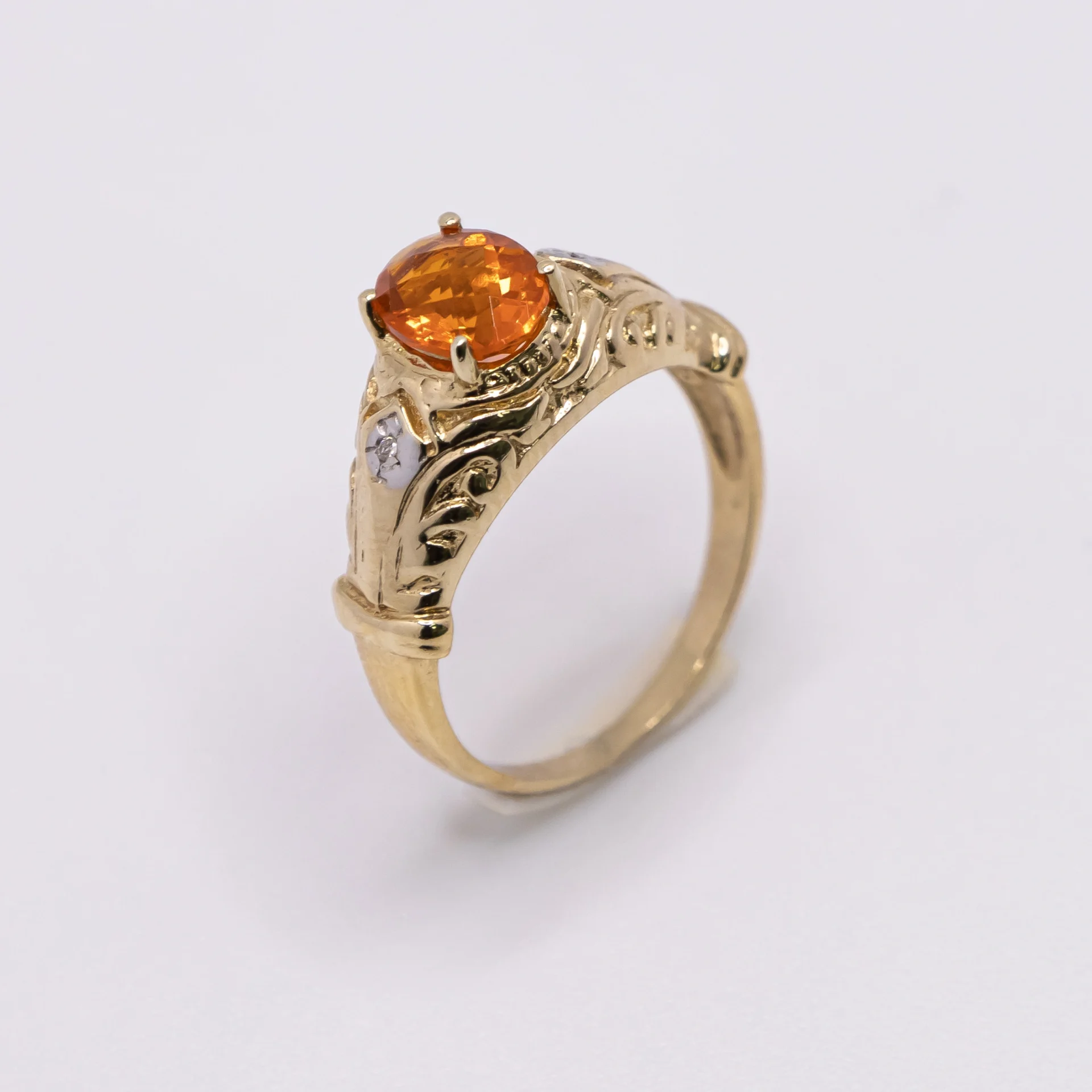 Anillo para Mujer con Óvalo Naranja 14k