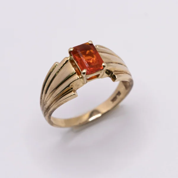 Anillo para Mujer con Rectángulo Naranja 14k