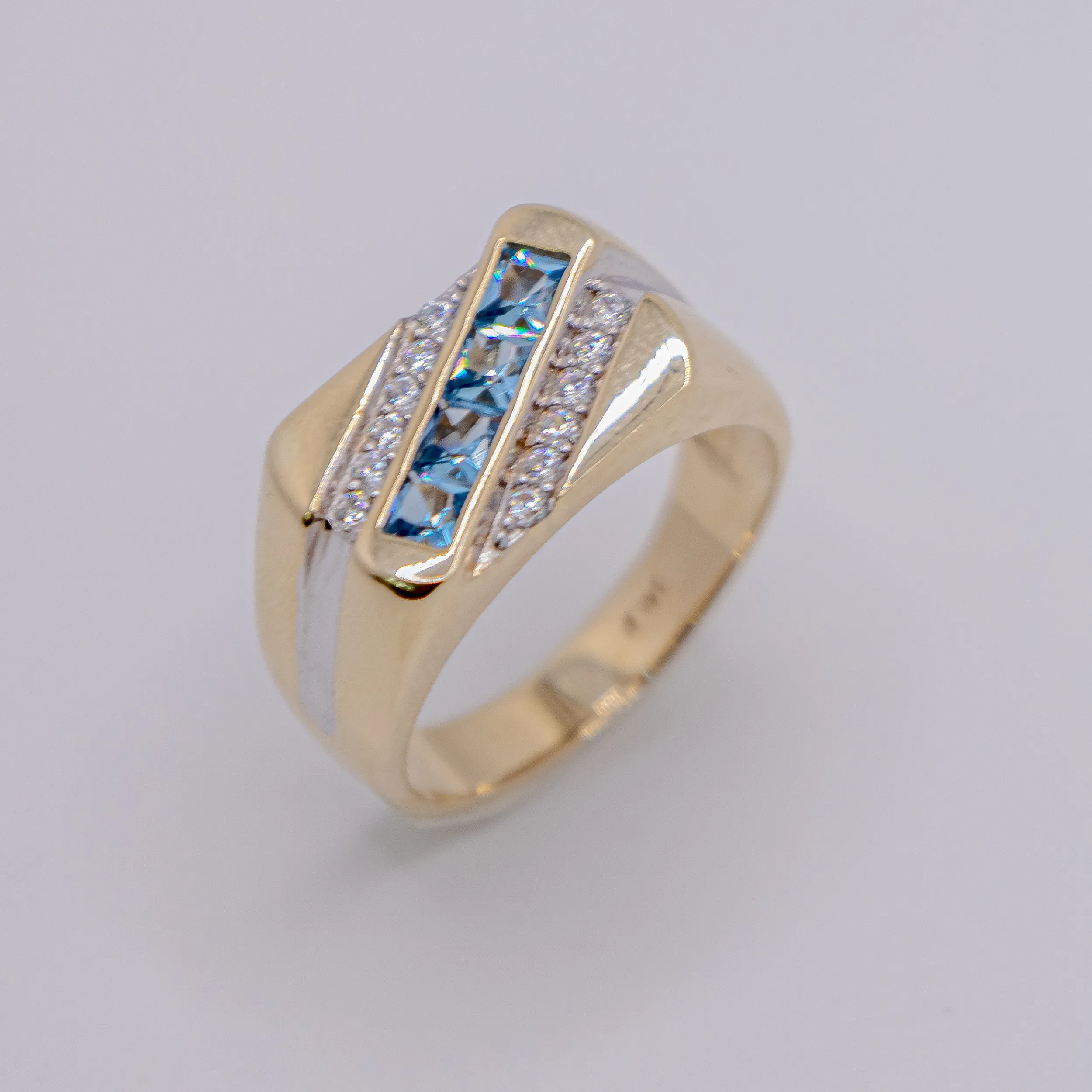 Anillo Para Hombre: Cuadrada Azul Claro 14k