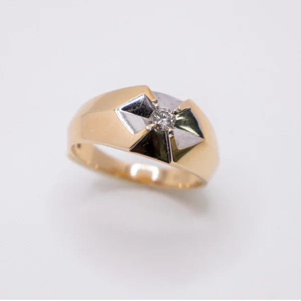 Anillo para Hombre, Lazo Blanco Chispa al Centro