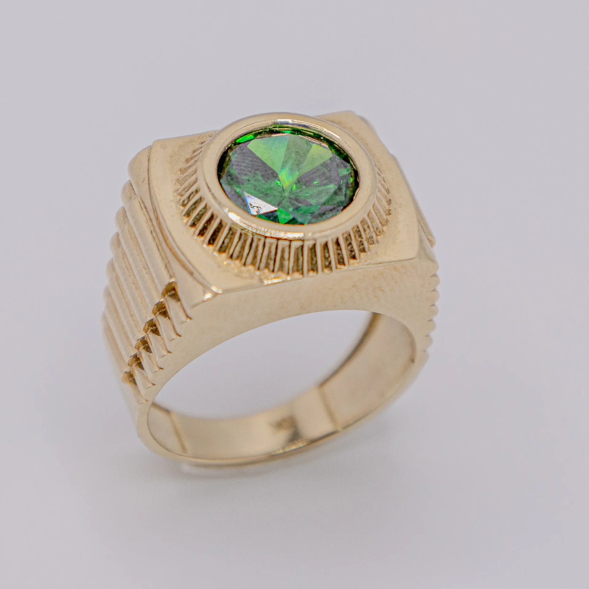 Anillo para Hombre con Piedra Color Esmeralda Estilo Rolex 10k