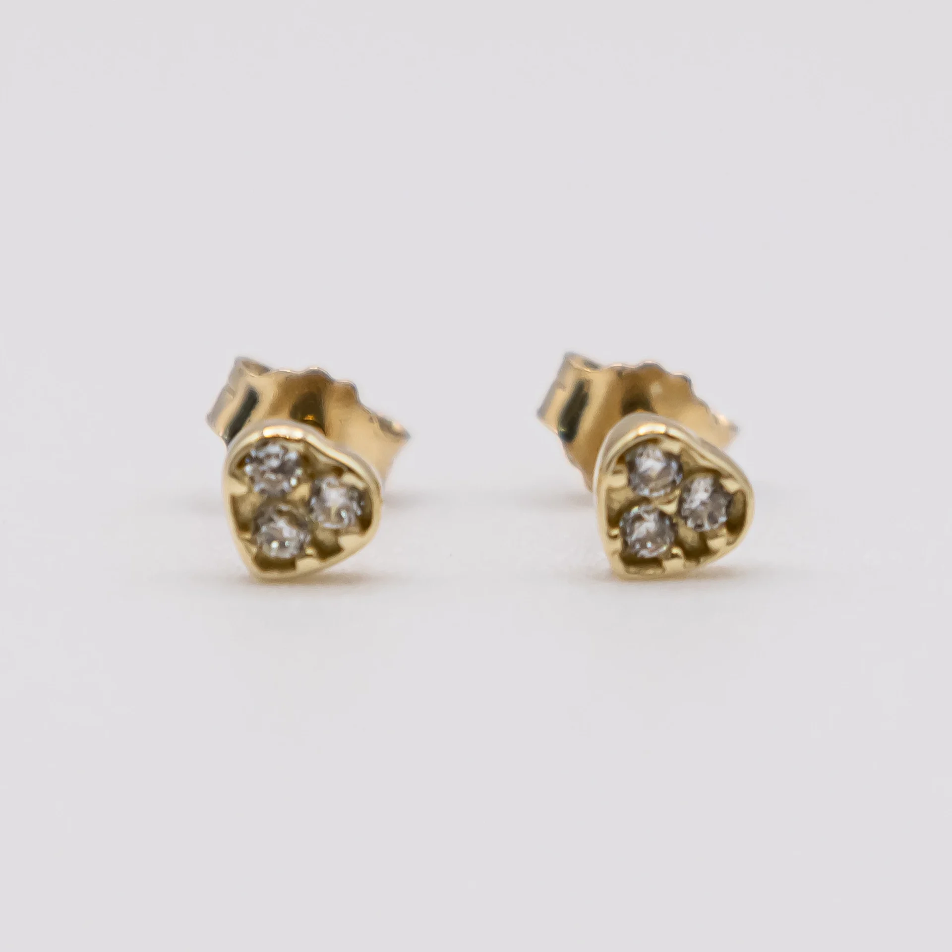 Aretes de Corazón y Zirconia 14k