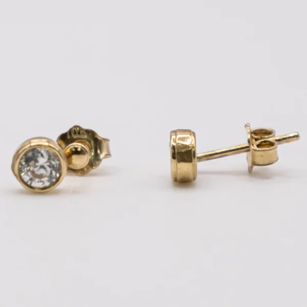 Aretes Redondos con Zirconia - Imagen 2