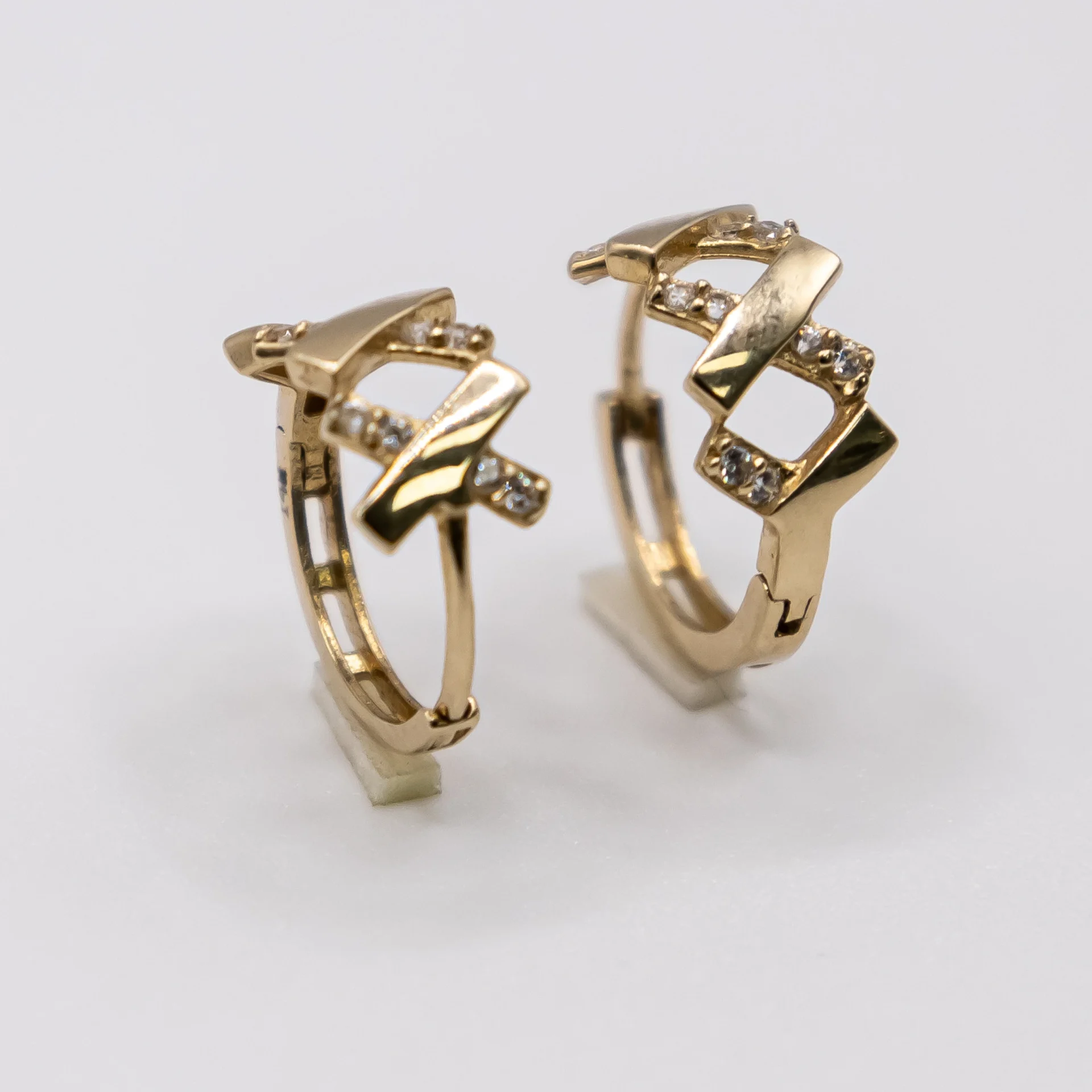 Argollas de Cruces y Zirconia 14k