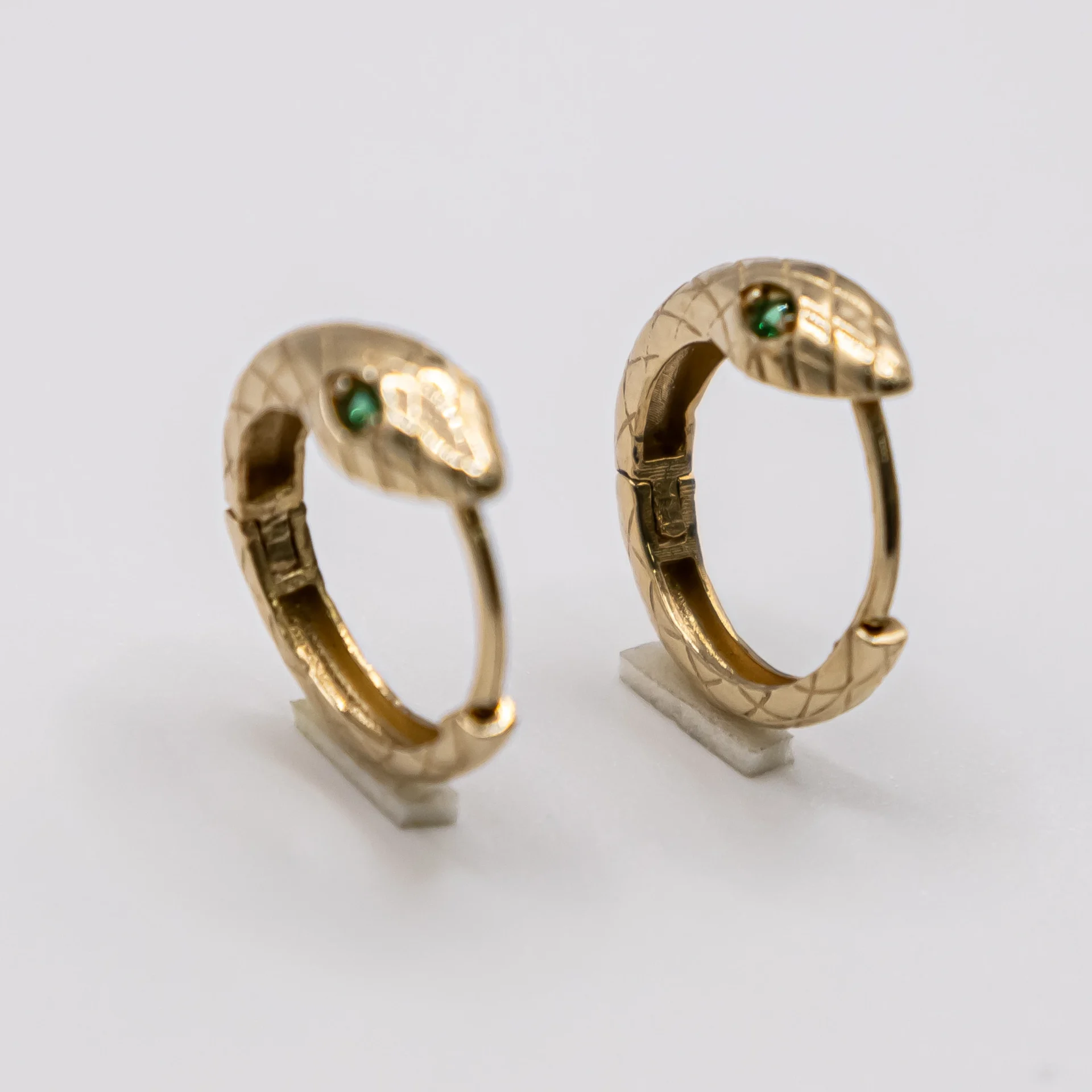Argollas de Serpiente 14k
