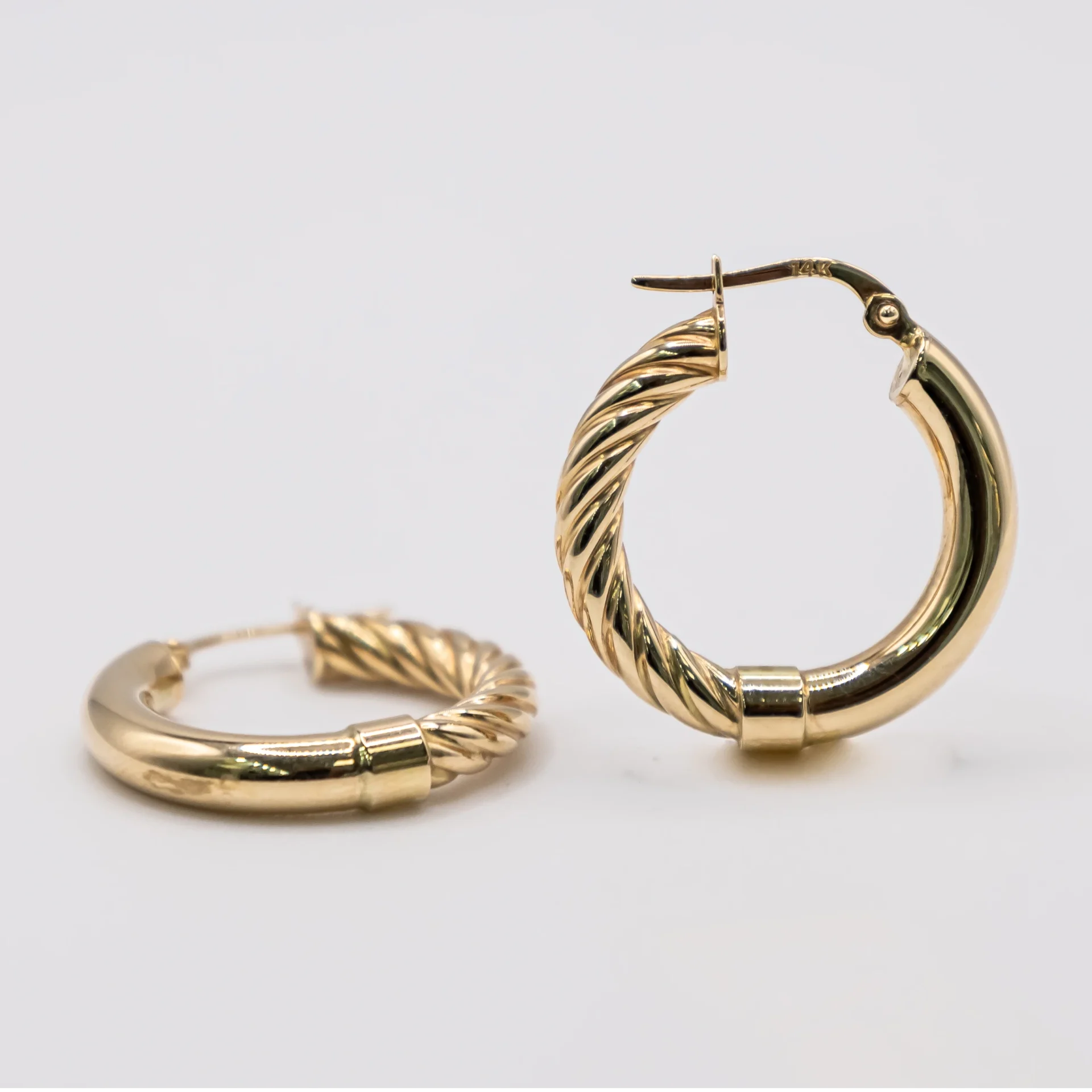 Argollas aros dos mitades torcido y liso