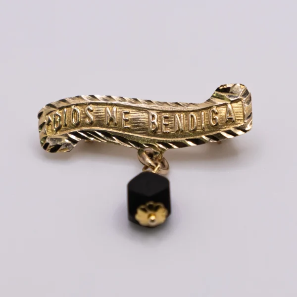 Azabache y Ojito de Santa Lucia