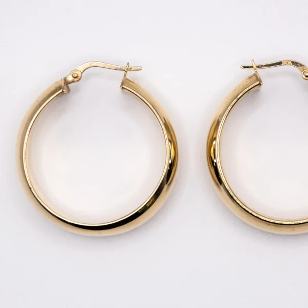 Argollas grandes de aro de tubo fino liso - Imagen 2