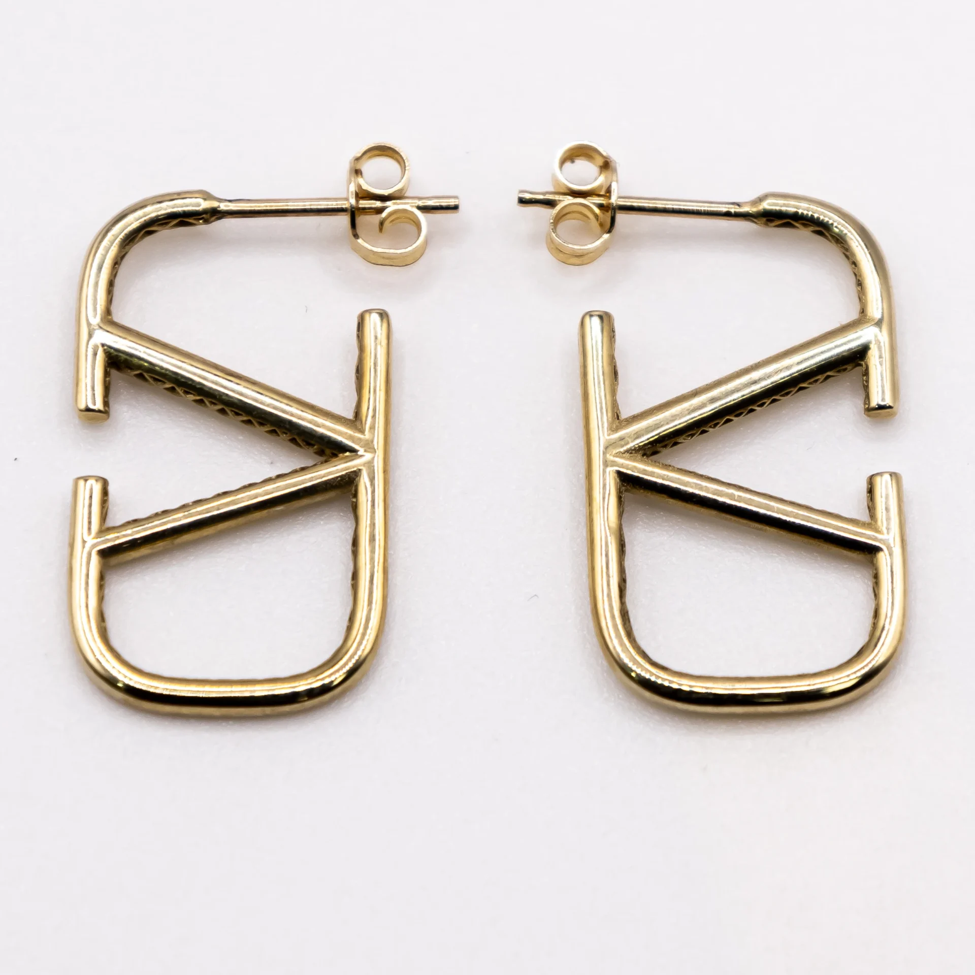 Aretes de Estilo Louis Vuitton en Tamaño Grande 10k