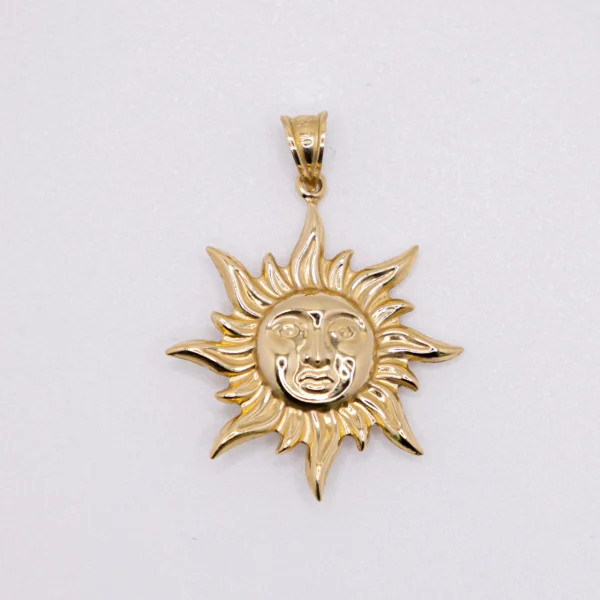 Dije de Sol Pequeño