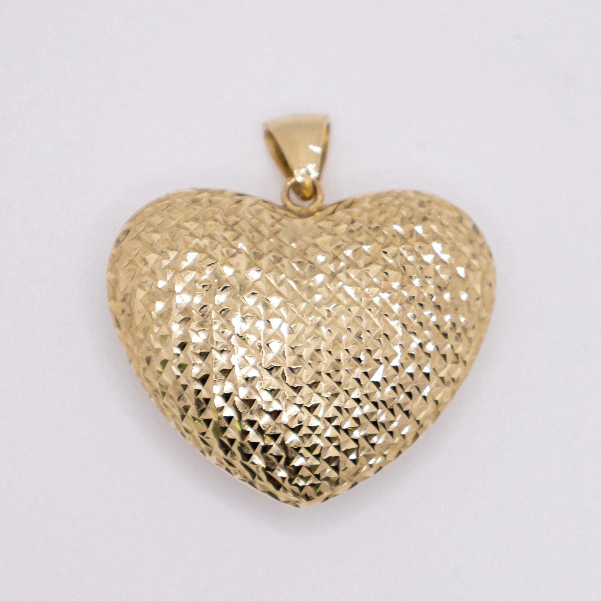Dije de Corazon Corte Brillo Grande
