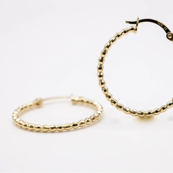 Argollas Grandes con Cadeneta de Cuentas - Imagen 2