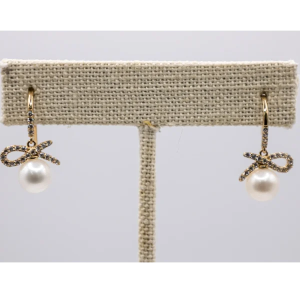 Aretes Colgantes con Imitación de Perla y Zirconia - Imagen 4