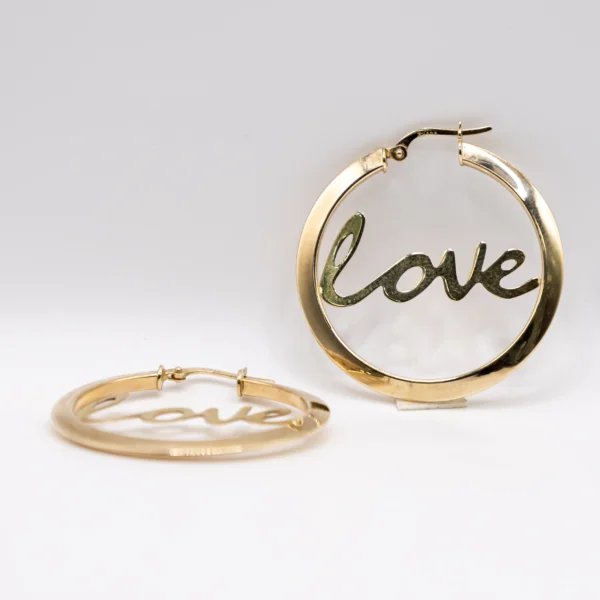 Argollas con Letrero "Love" en el Centro - Imagen 4