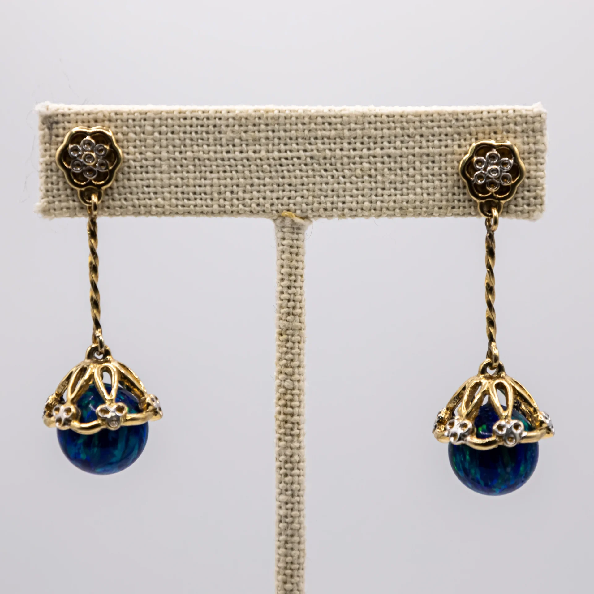 Aretes colgantes de murano y zirconia