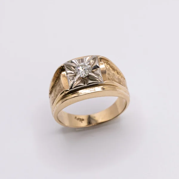 Anillo para Hombre, Centro Brillante