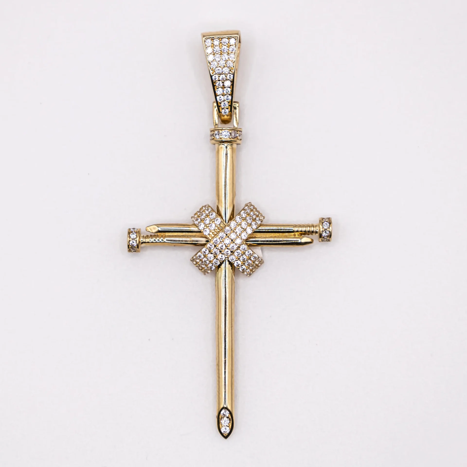 Dije Cruz de Clavos