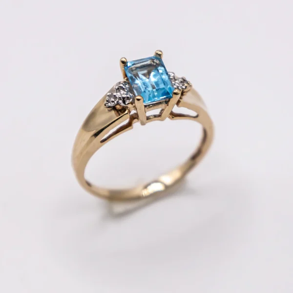 Anillo para Mujer ,Con Piedra Azul Marino