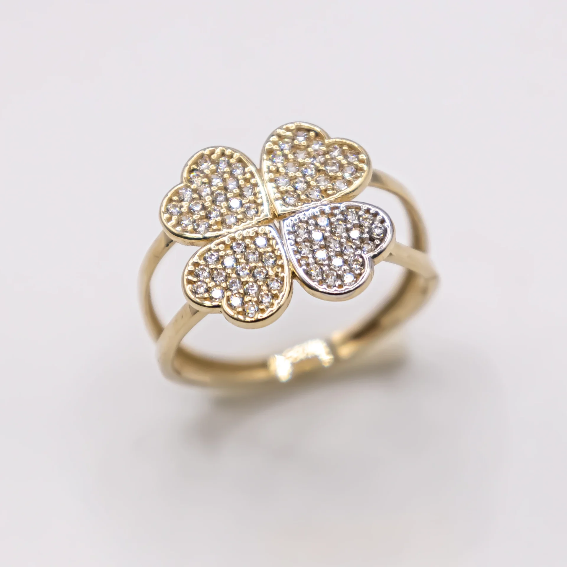 Anillo para Mujer, Corazones Formando Trebol