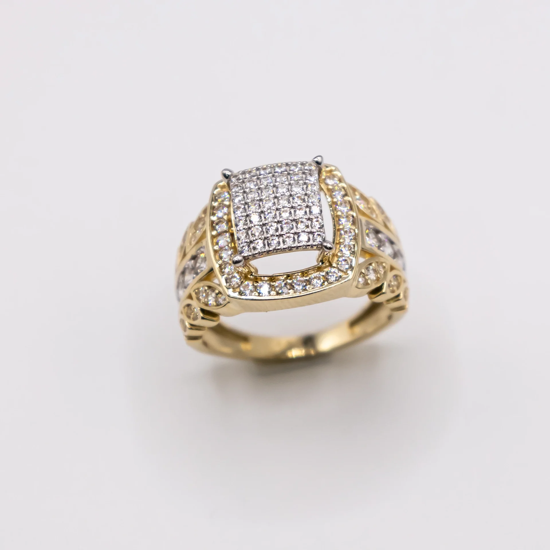 Anillo para Mujer, Diseño Princesa Óvalos Laterales