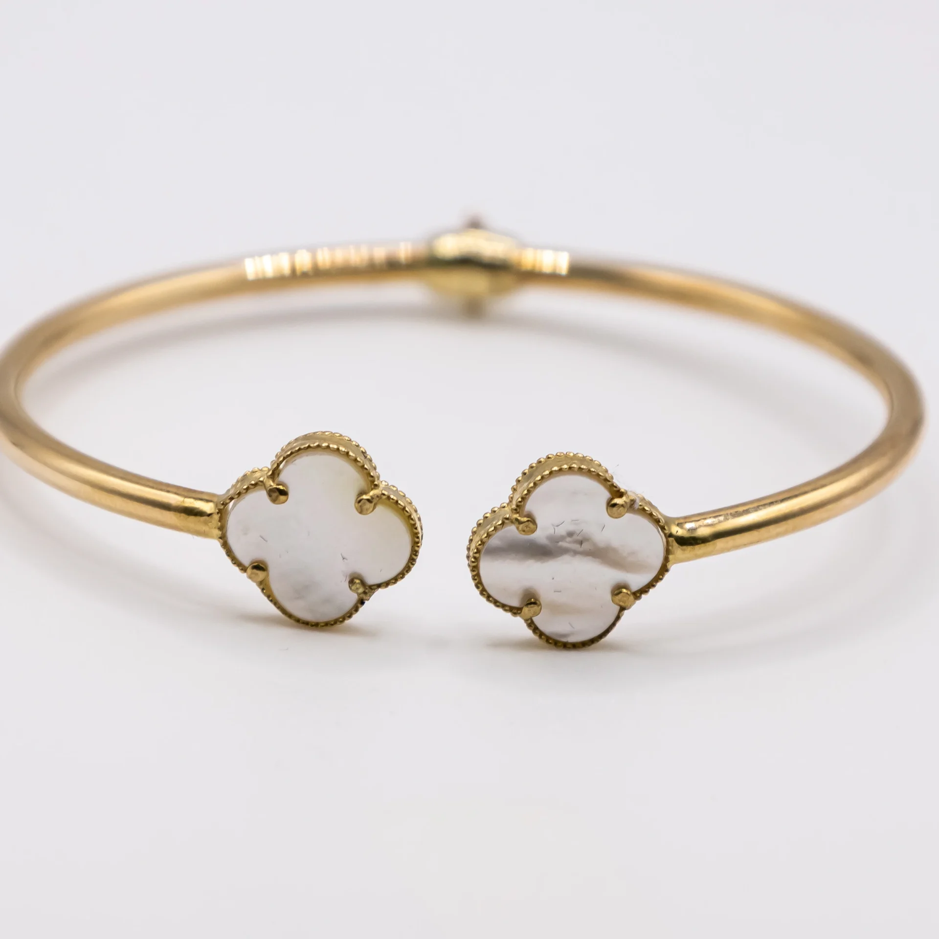 Pulso para Mujer, Dos Flores
