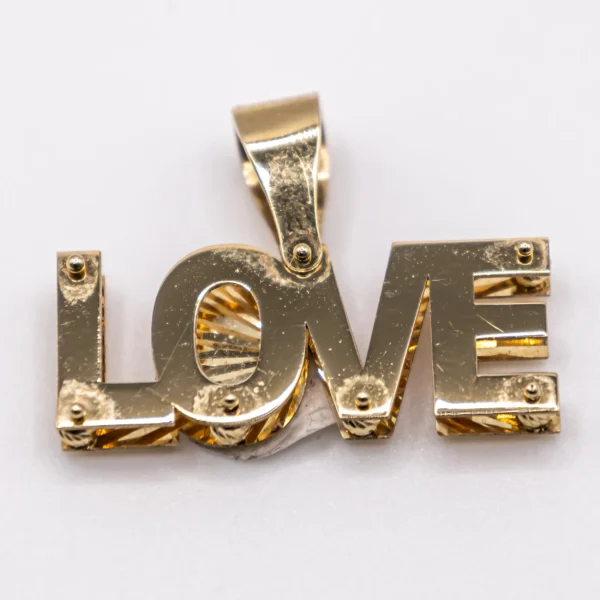 Dije Love en 3D - Imagen 2