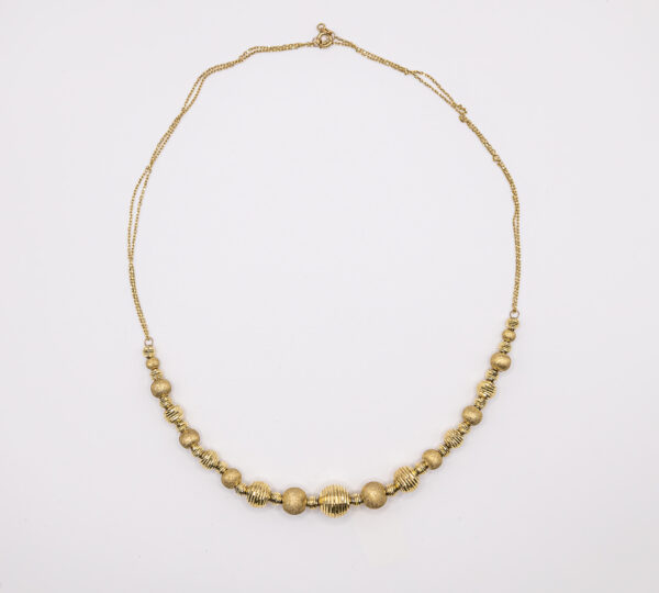 Gargantilla Estilo Collar de Cuentas en Oro Amarillo