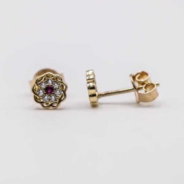 Aretes Circulares con Trenzado en los Bordes y Zirconia - Imagen 3