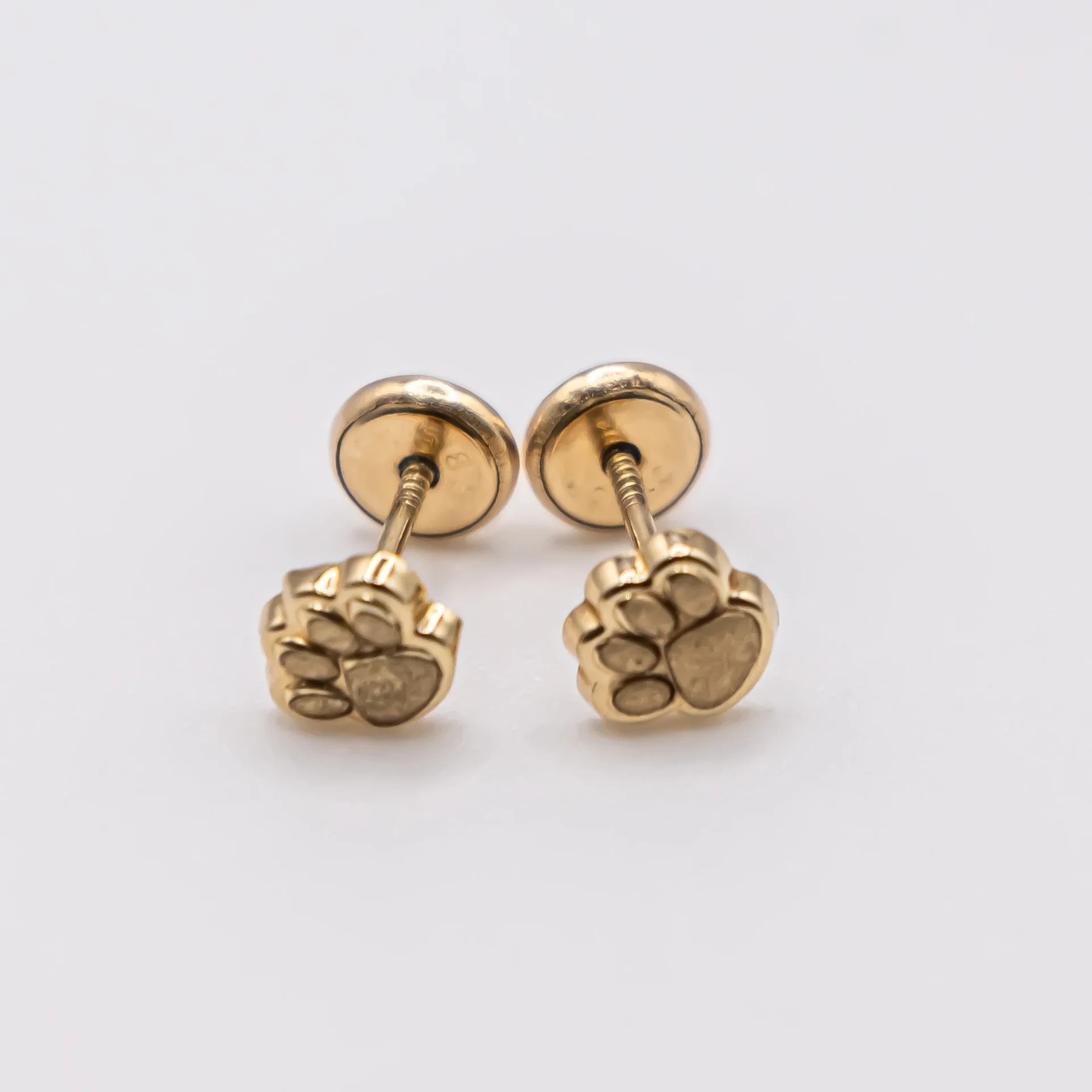 Aretes de paticas de cachorro