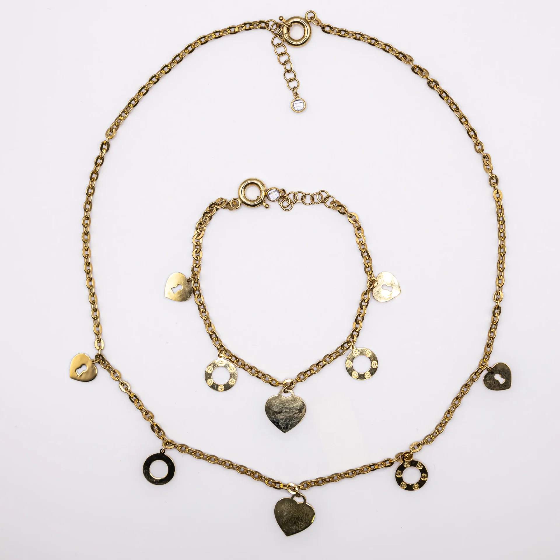 Gargantilla y pulsera estilo cartier con colgantes