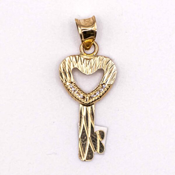 Dije de Llave con Corazón