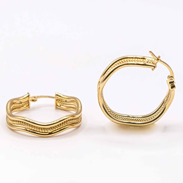 Argollas en Zigzag Texturizadas