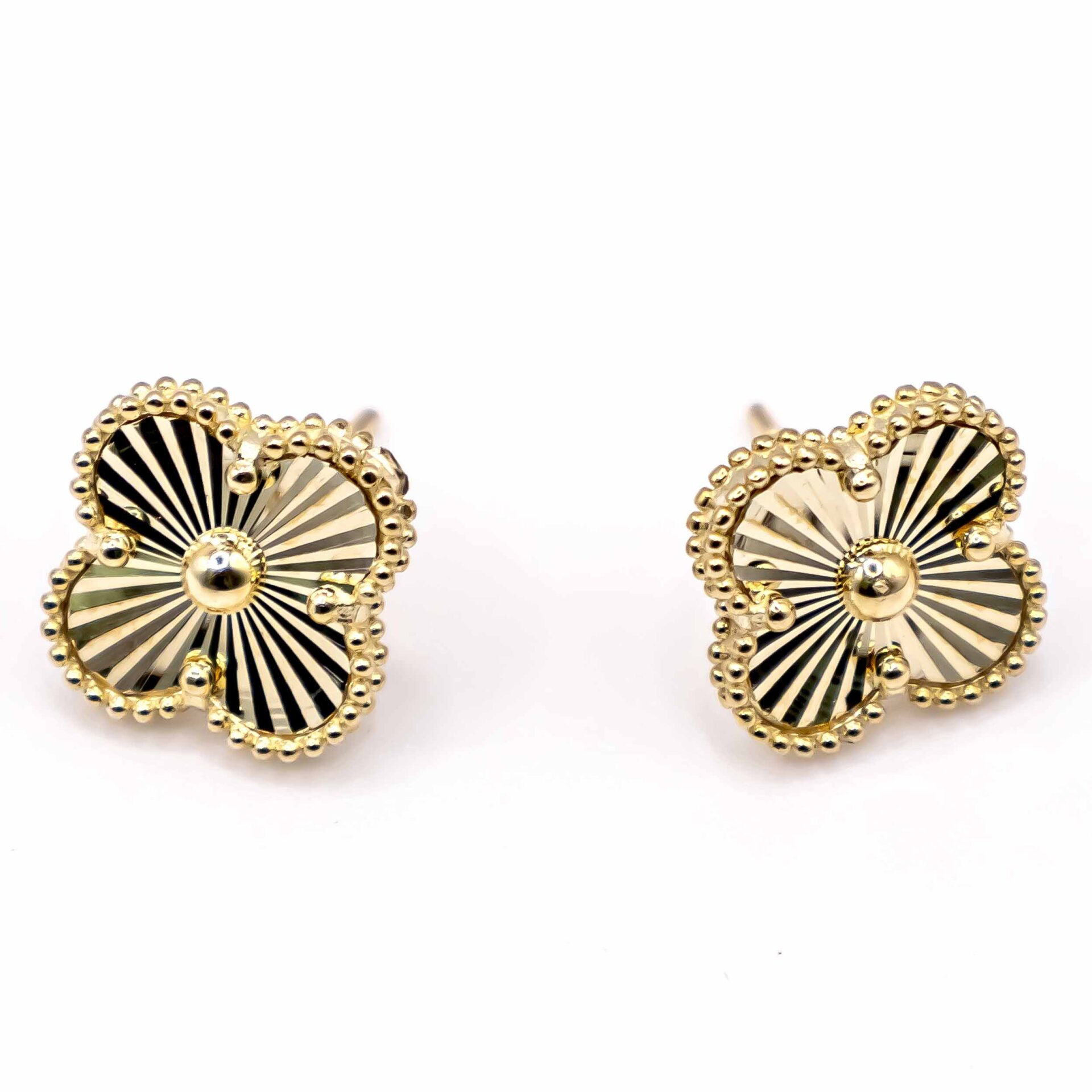 Aretes Flor Dorada